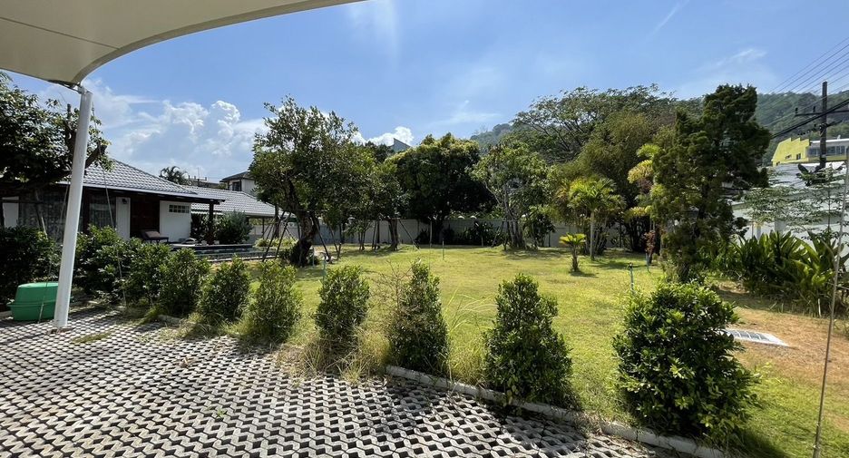 For rent 6 bedrooms house in Mueang Phuket, Phuket