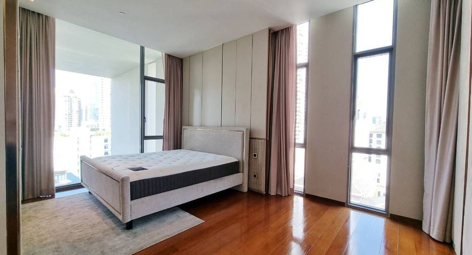 Condo en venta de 3 habitaciones en Sathon, Bangkok