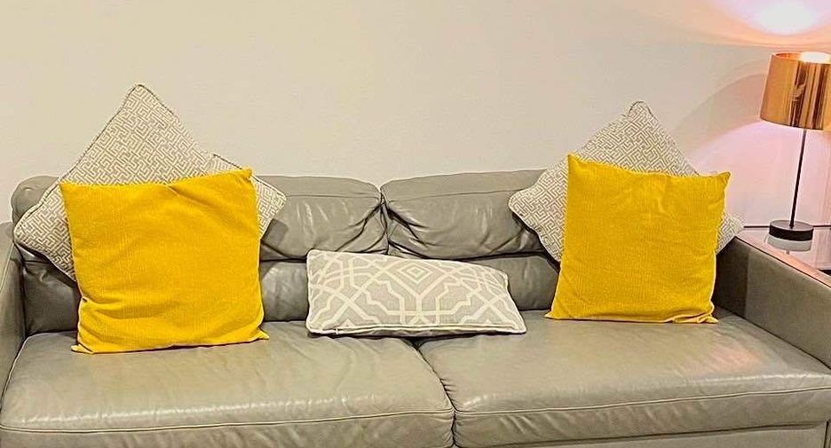 For rent studio condo in Khlong Toei, Bangkok