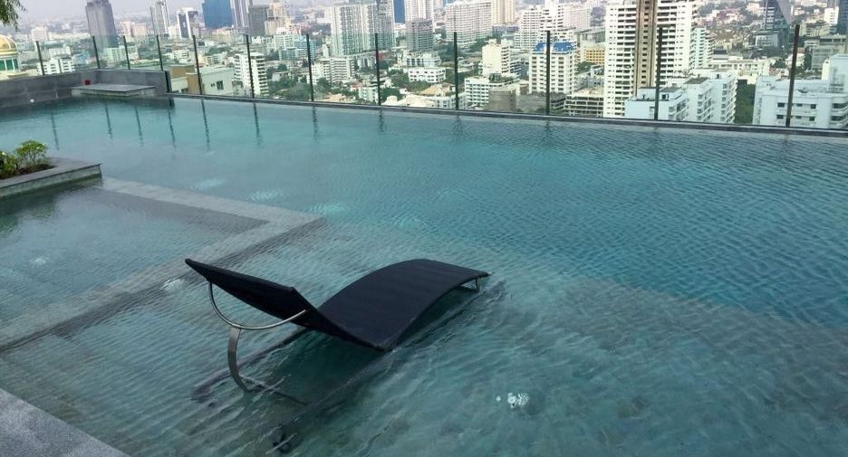 À vendre et à louer 1 chambre condo à Watthana, Bangkok