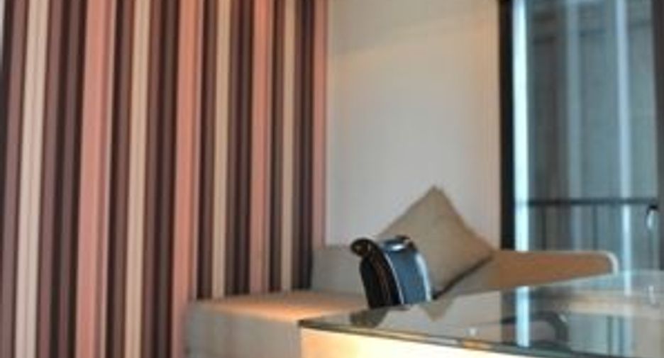 For sale and for rent 3 bedrooms condo in Sathon, Bangkok