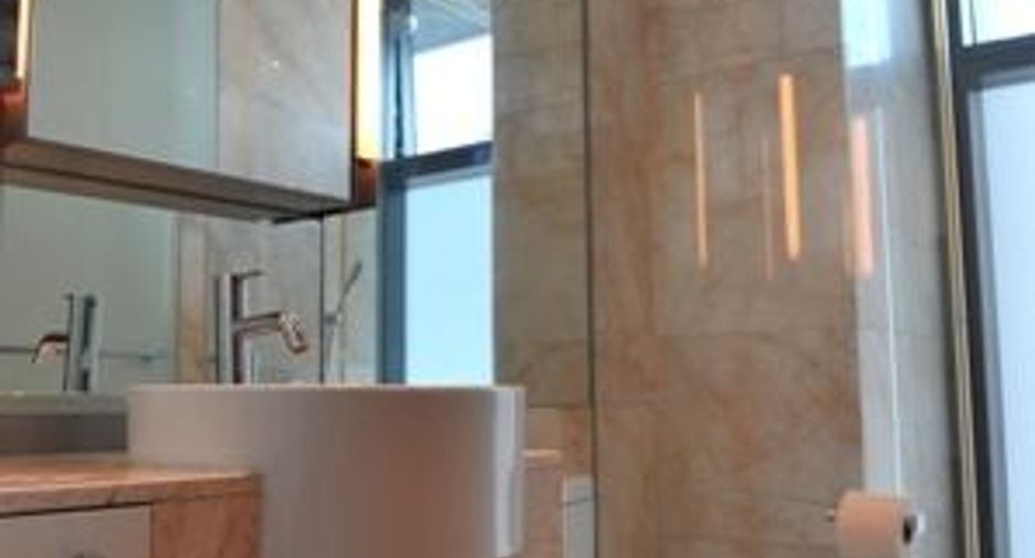 For sale and for rent 3 bedrooms condo in Sathon, Bangkok