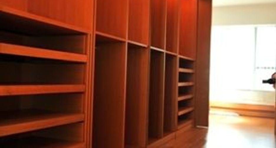 For sale and for rent 3 bedrooms condo in Sathon, Bangkok