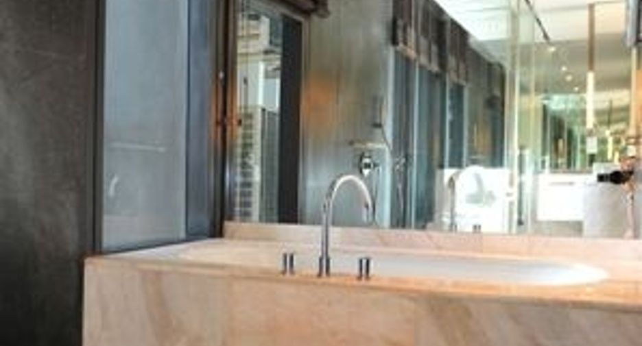 For sale and for rent 3 bedrooms condo in Sathon, Bangkok