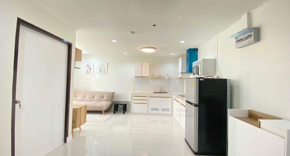 For rent 2 ベッドルーム condo in Watthana, Bangkok
