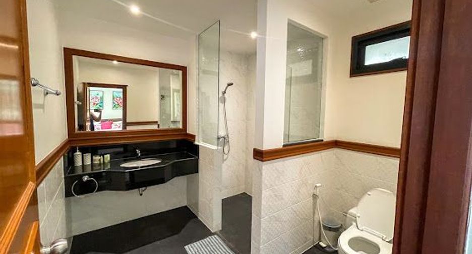 For rent 4 bedrooms villa in Thalang, Phuket