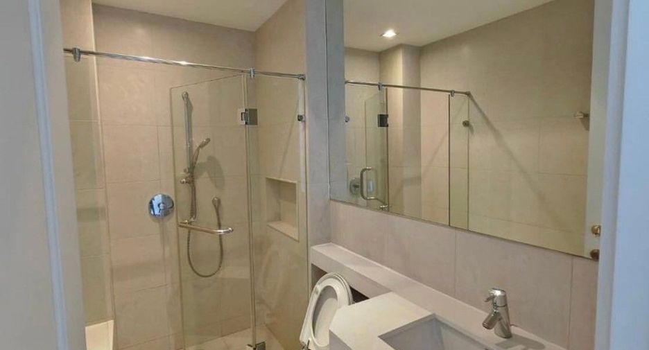 For sale 2 bedrooms condo in Pathum Wan, Bangkok