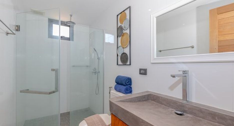 For sale 4 bedrooms villa in Mueang Phuket, Phuket