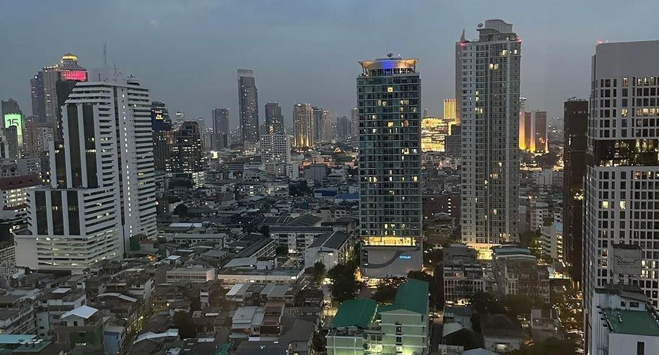 For rent studio condo in Bang Rak, Bangkok