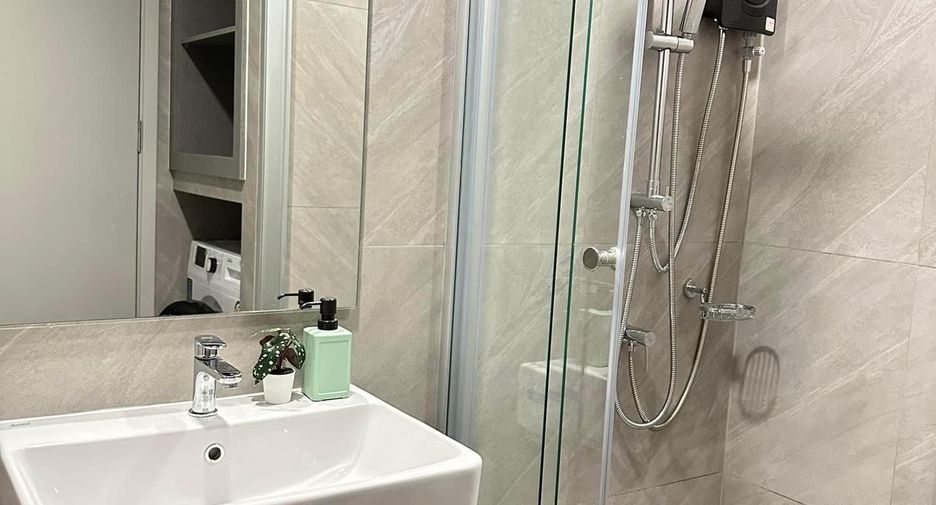 For rent studio condo in Bang Rak, Bangkok