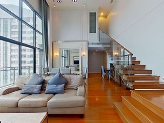 Condo en venta de 3 habitaciones en Khlong Toei, Bangkok