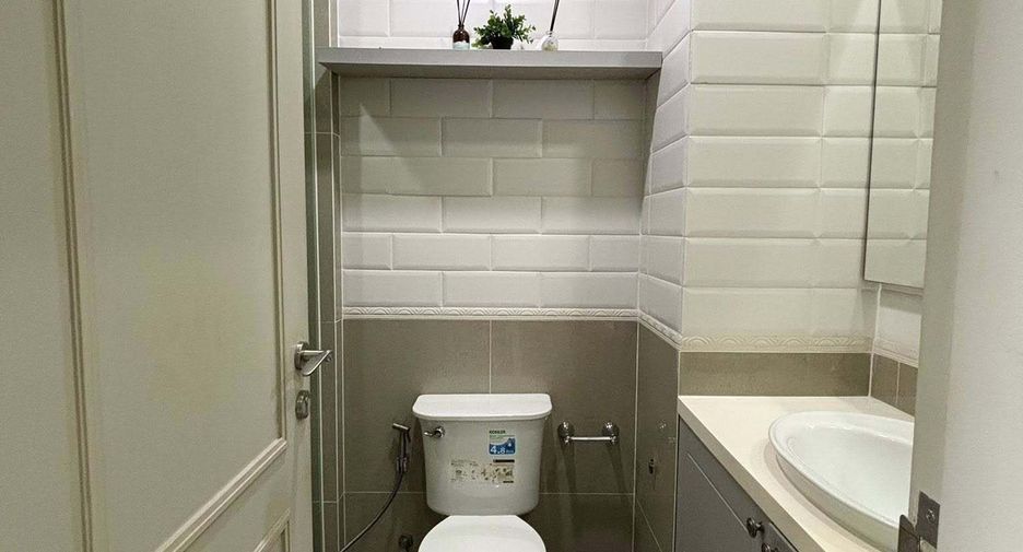 For sale and for rent studio condo in Phaya Thai, Bangkok
