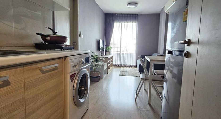 Condo en alquiler de 1 habitaciones en Bang Na, Bangkok