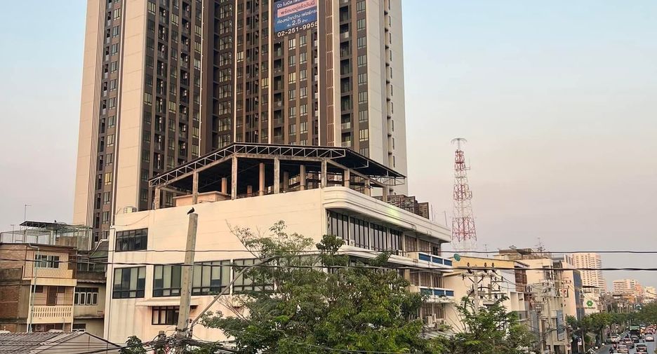 For rent 1 bed condo in Bangkok Noi, Bangkok