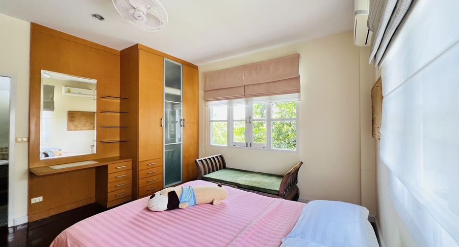 For rent 4 bedrooms house in Prawet, Bangkok