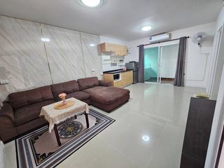 Аренда 3 спальни таунхаус в Bang Phli, Самутпракан