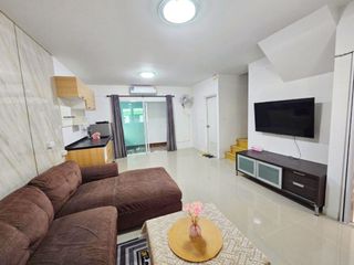 Аренда 3 спальни таунхаус в Bang Phli, Самутпракан