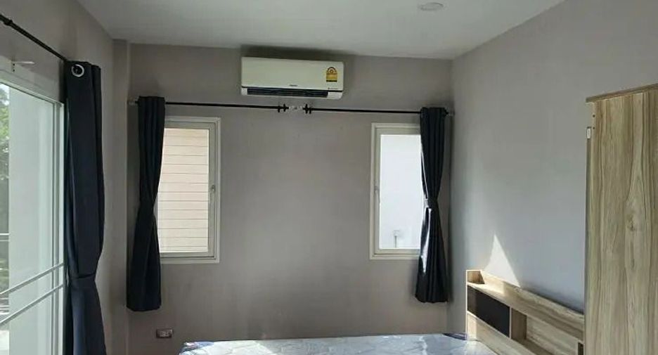 For rent 6 bedrooms house in Sai Mai, Bangkok