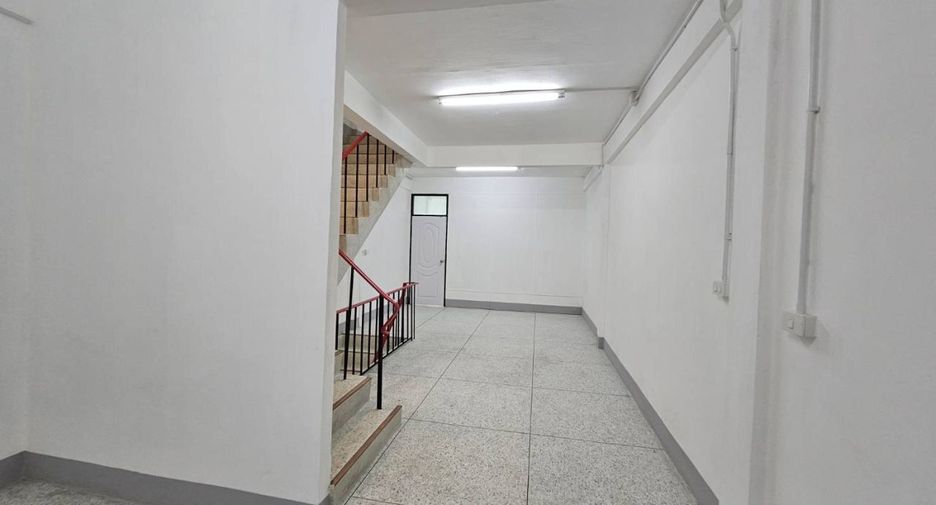 Gewerbefläche zur Miete in Bang Na, Bangkok