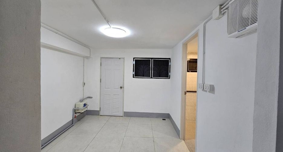 Gewerbefläche zur Miete in Bang Na, Bangkok