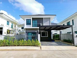Haus zur Miete mit 4 Zimmer in Mueang Phuket, Phuket