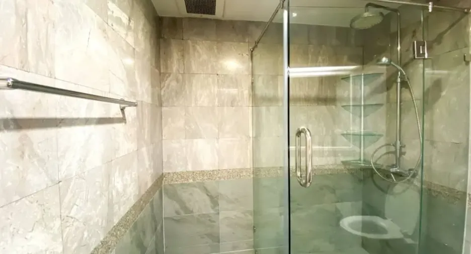 For rent 2 ベッドルーム condo in Watthana, Bangkok