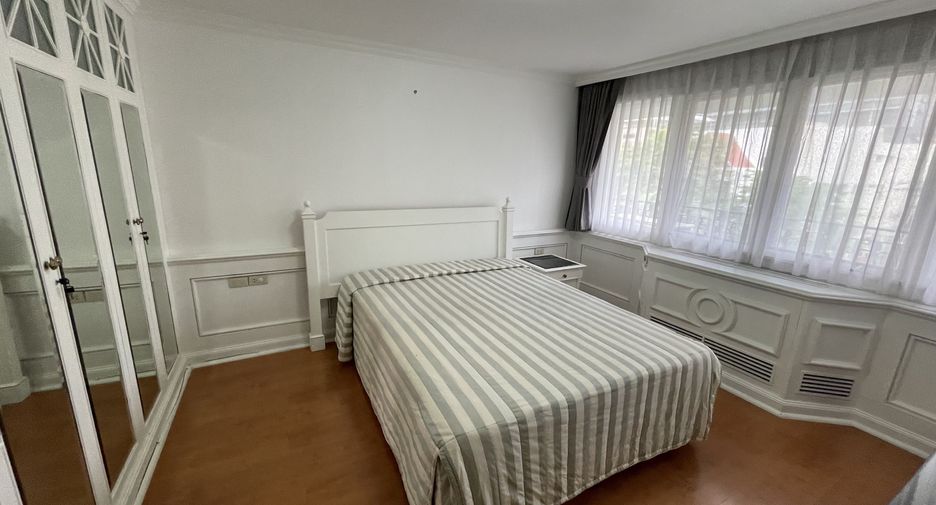 Wohnung zur Miete mit 3 Zimmer in Khlong Toei, Bangkok