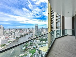 For rent 2 bedrooms condo in Khlong San, Bangkok