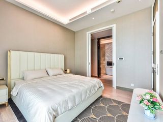 For rent 2 bedrooms condo in Khlong San, Bangkok