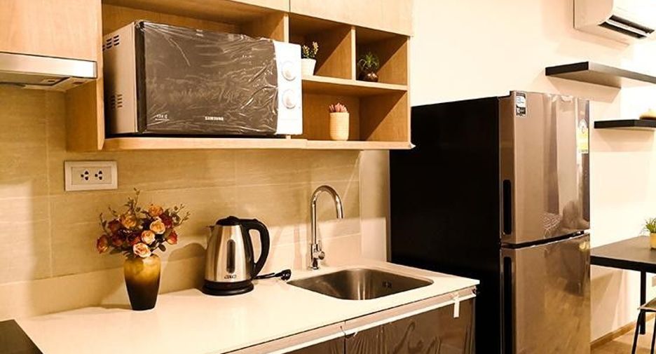 Wohnung zur Miete mit 1 Zimmer in Pathum Wan, Bangkok