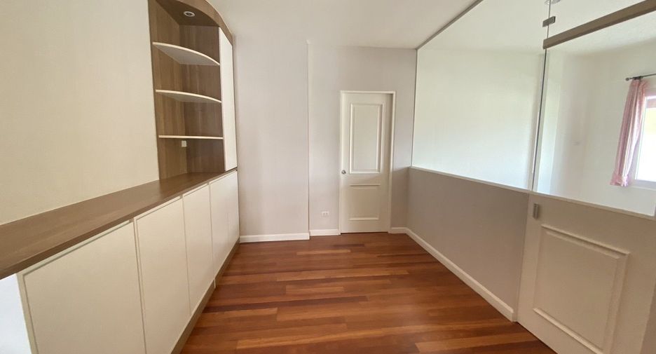Haus zum Kauf mit 5 Zimmer in Prawet, Bangkok