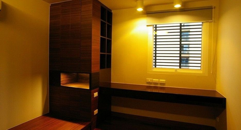 ให้เช่า 2 ห้องนอน คอนโด ใน วัฒนา, กรุงเทพฯ