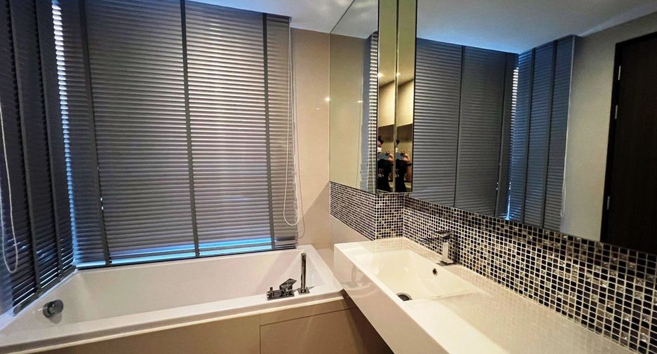 Condo en alquiler de 1 habitaciones en Khlong Toei, Bangkok