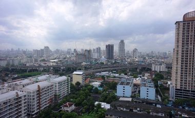 Wohnung zur Miete mit 1 Zimmer in Khlong Toei, Bangkok