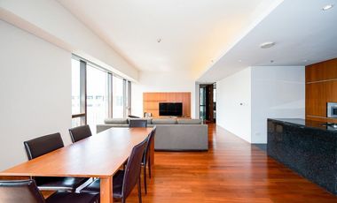 For rent 2 bedrooms condo in Pathum Wan, Bangkok