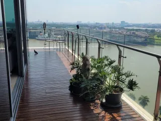 出售 和 出租 3 卧室 公寓 在 Yan Nawa, 曼谷