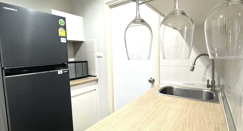 Wohnung zum Kauf mit 1 Zimmer in Huai Khwang, Bangkok