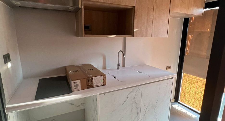 Wohnung zum Kauf mit Studio in Din Daeng, Bangkok