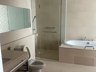 For rent 1 bed condo in Sathon, Bangkok
