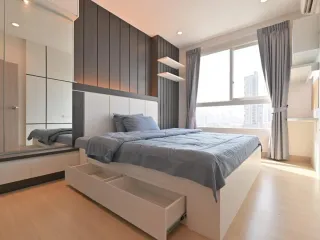Condo en venta de 1 habitaciones en Yan Nawa, Bangkok