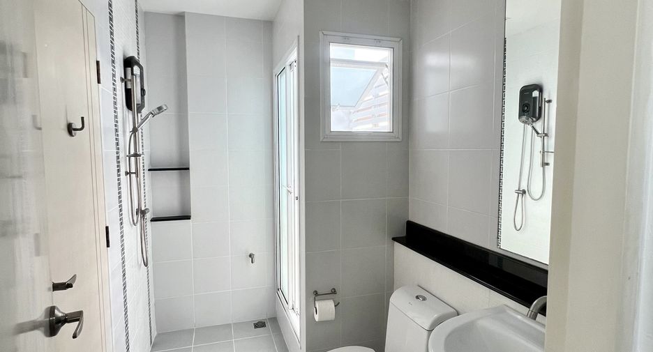 For rent 3 bedrooms house in Mueang Phuket, Phuket