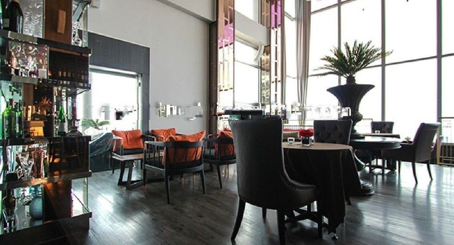 For sale 1 bed condo in Khlong Toei, Bangkok