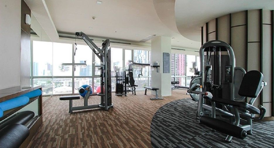 For sale 1 bed condo in Khlong Toei, Bangkok