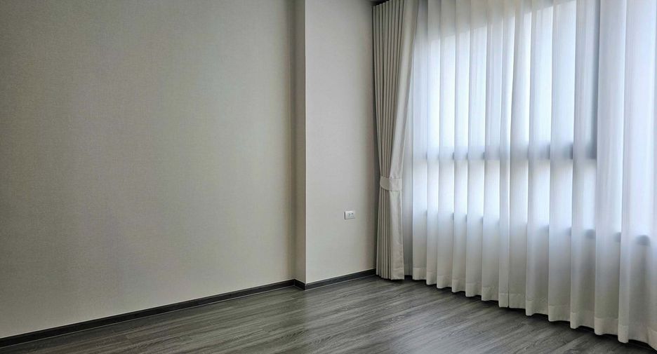 For sale 2 bedrooms condo in Bang Rak, Bangkok