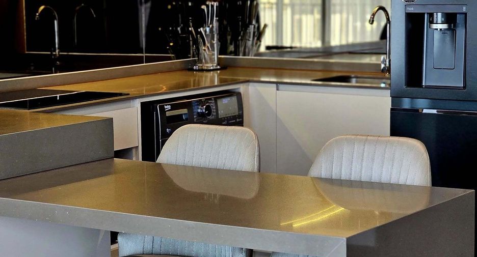 For sale 2 bedrooms condo in Bang Rak, Bangkok
