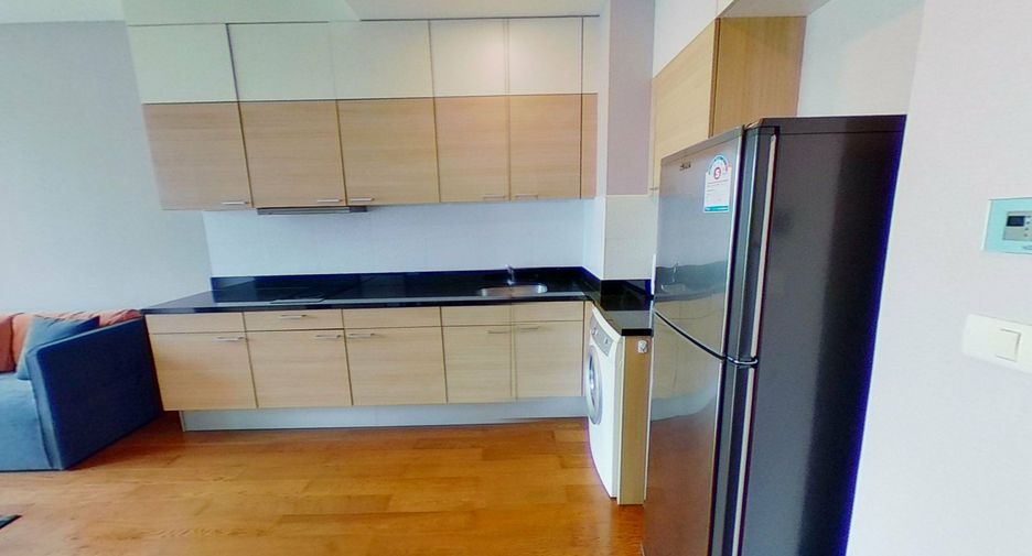 For rent 1 bed condo in Pathum Wan, Bangkok