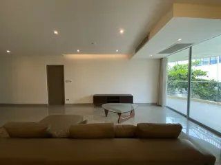 For rent 3 bedrooms apartment in Watthana, Bangkok