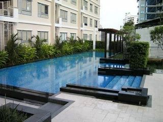 Wohnung zur Miete mit Studio in Khlong Toei, Bangkok