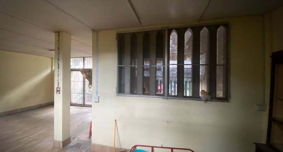 Reihenhaus zur Miete mit 3 Zimmer in Watthana, Bangkok