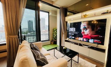 À vendre 2 chambres condo à Khlong Toei, Bangkok